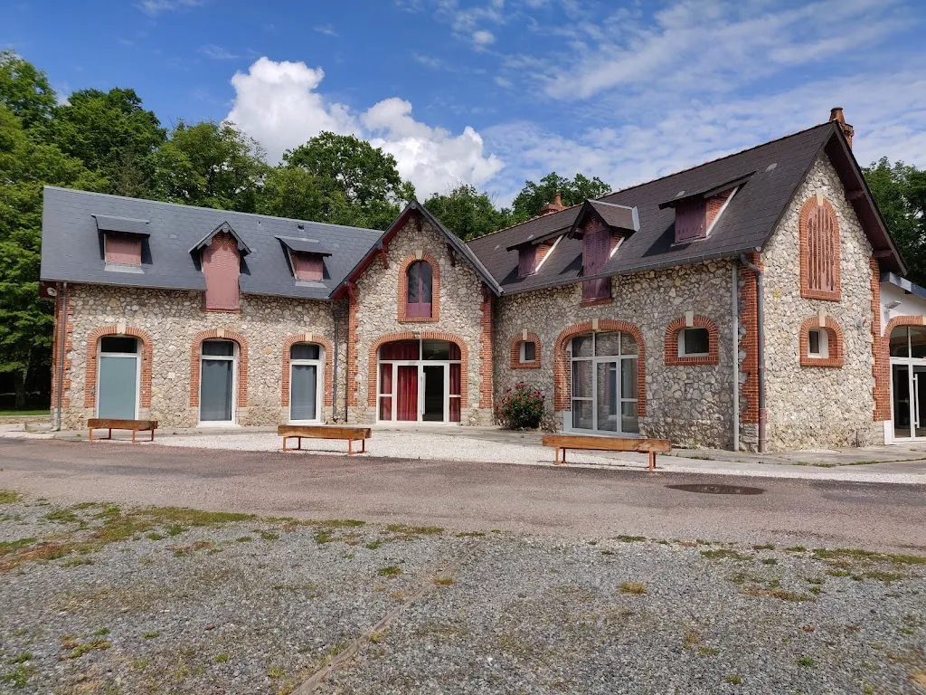 Photo 3 - Château de la Vernée