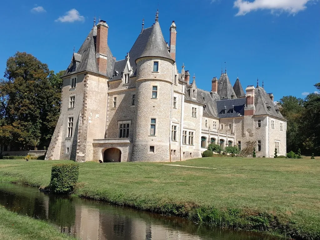Photo 2 - Château de la Verrerie
