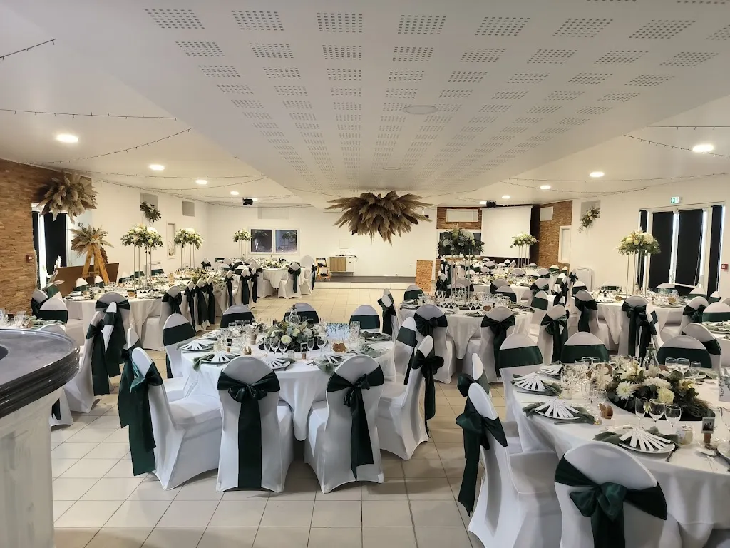 Photo 2 - Domaine des Ménards - Salle de réception - Chambres d'hôtes