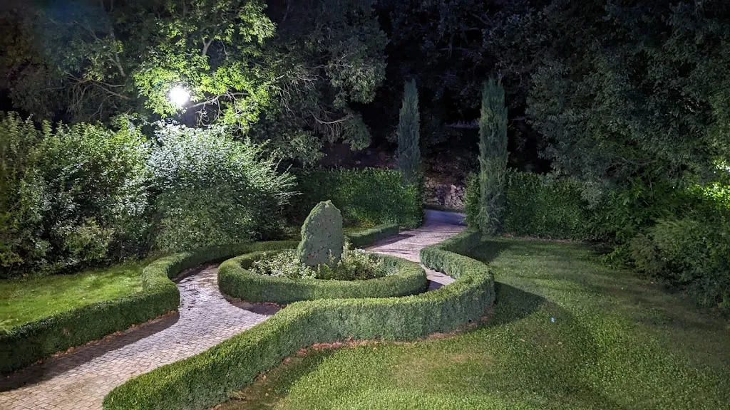 Photo 3 - Domaine de La Chapelle Saint Bacchi : Salle de Réception Mariage aix en Provence