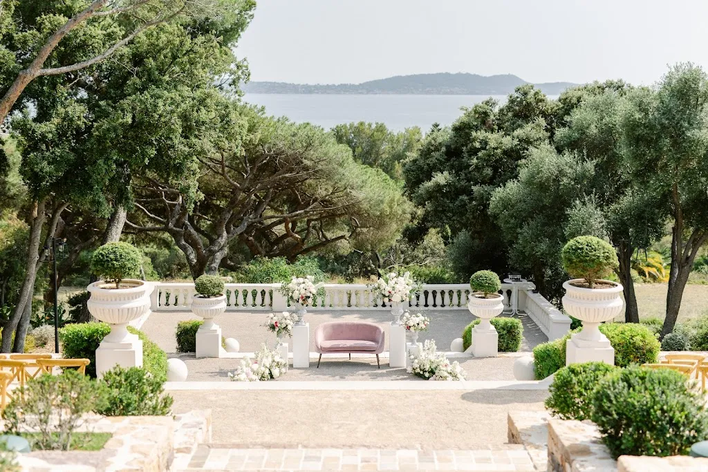 Photo 3 - Castel Bay