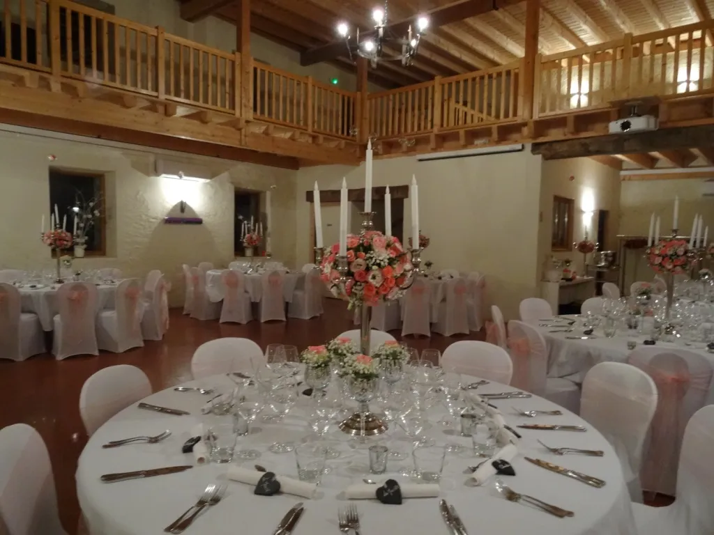 Photo 2 - Château de Saint Offenge - Mariages, Séminaires, Maison d'Hôtes