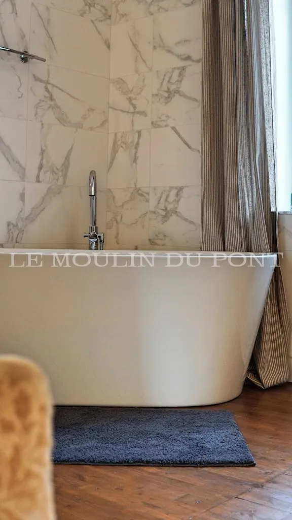 Photo 3 - Le Moulin du Pont : Location gite de charme, grande capacité, évènement mariage, proche Limoges, Berneuil, Haute Vienne