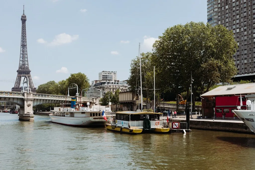 Péniche La Sans-Souci