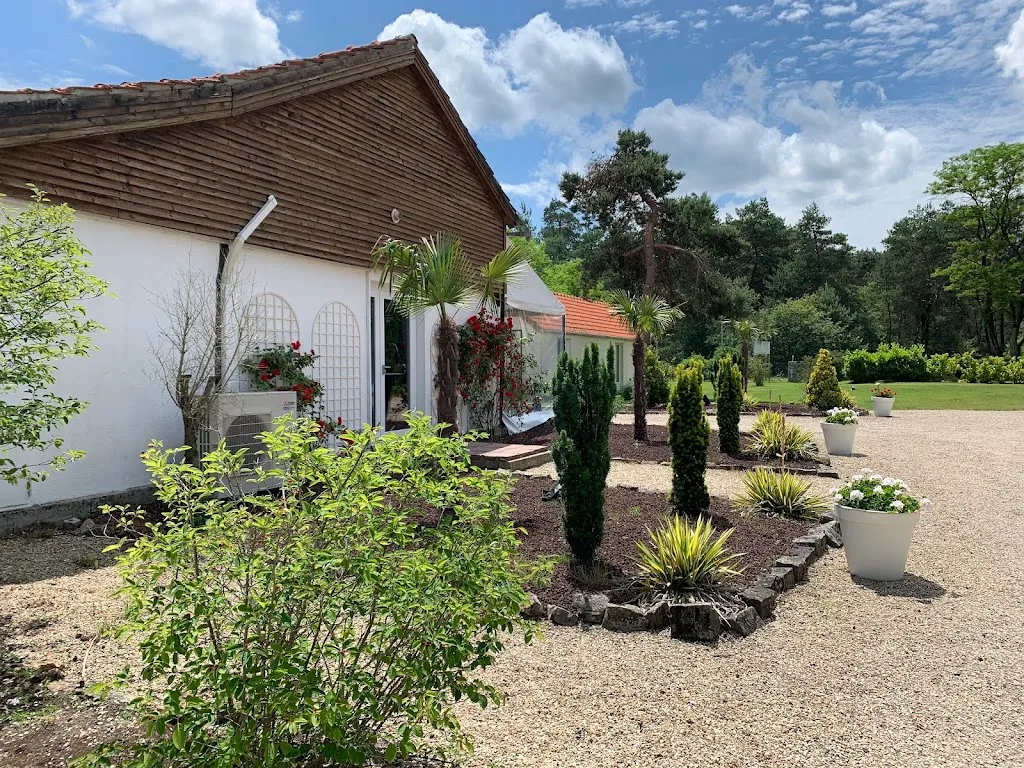 Photo 3 - Le Domaine du Rocher