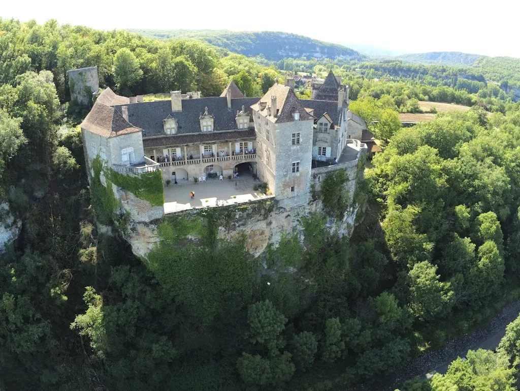 Photo 2 - Château de Cénevières