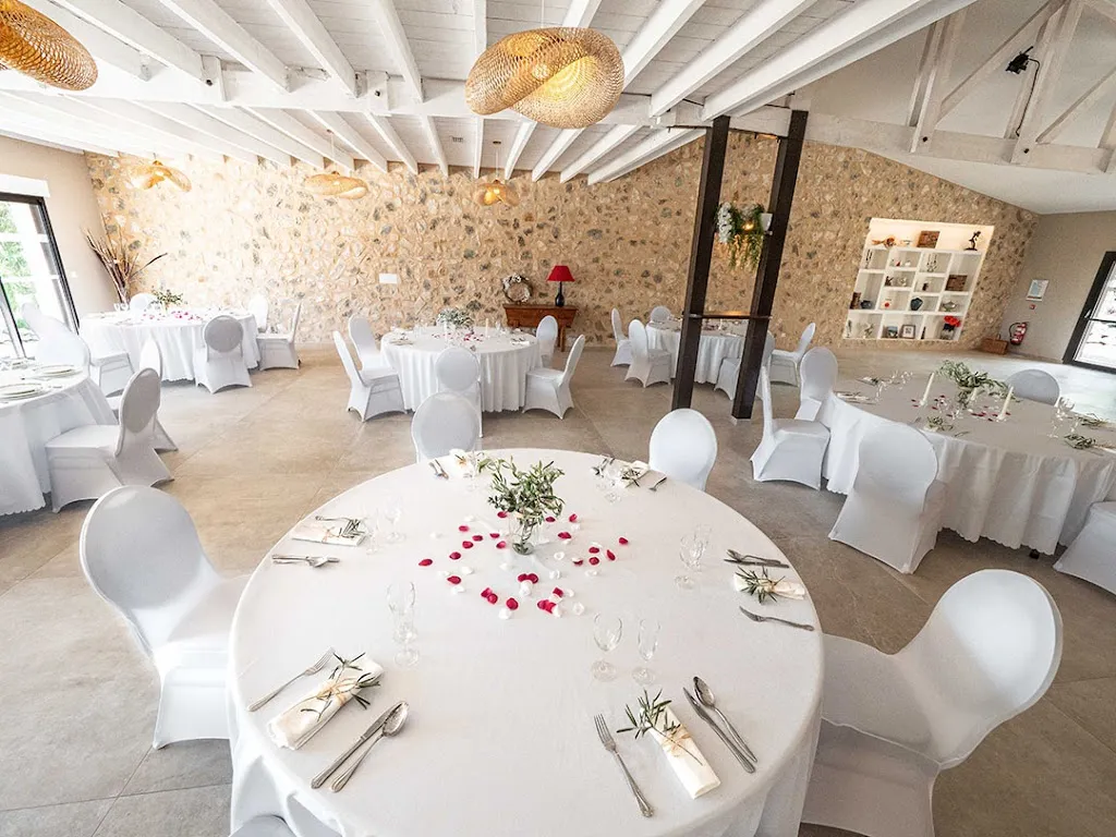 Photo 2 - Domaine Le Mas du Galifan | Mariage & Évènements | Hébergement en gîtes