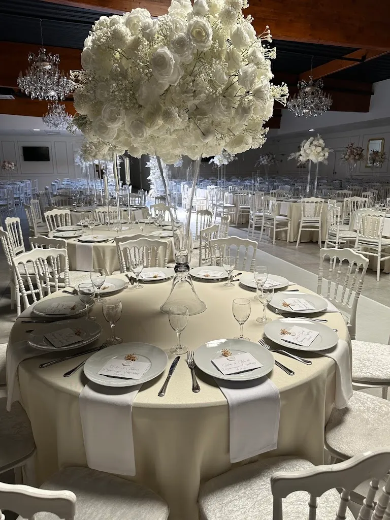 Photo 2 - EDEN PALACE