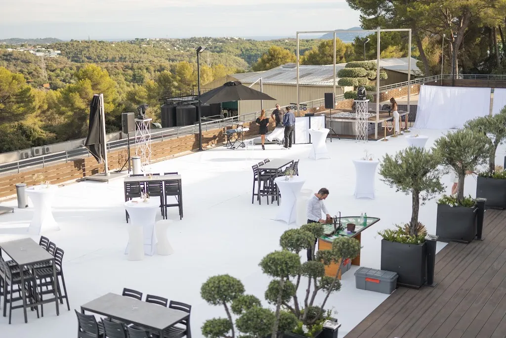Le Cube Réceptions - Réunion, mariage, anniversaire, showroom, afterwork, ...