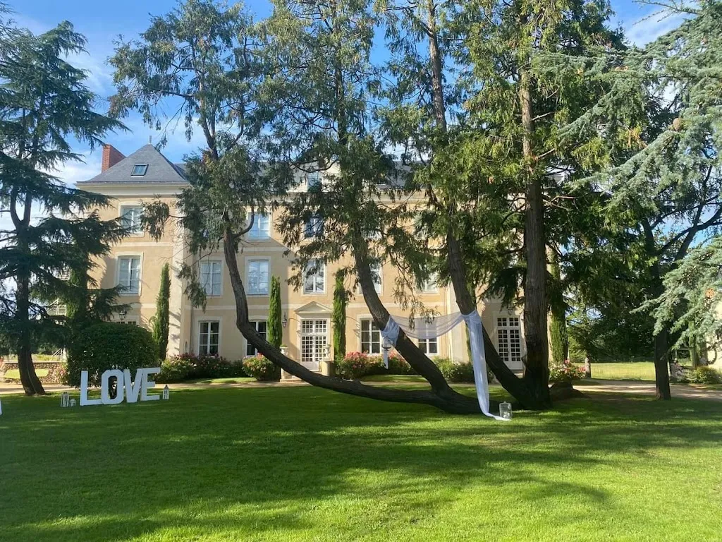 Photo 2 - Château de la Vaudère