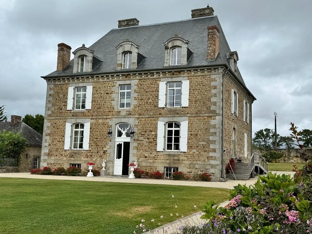 Photo 3 - Château La Giraudais