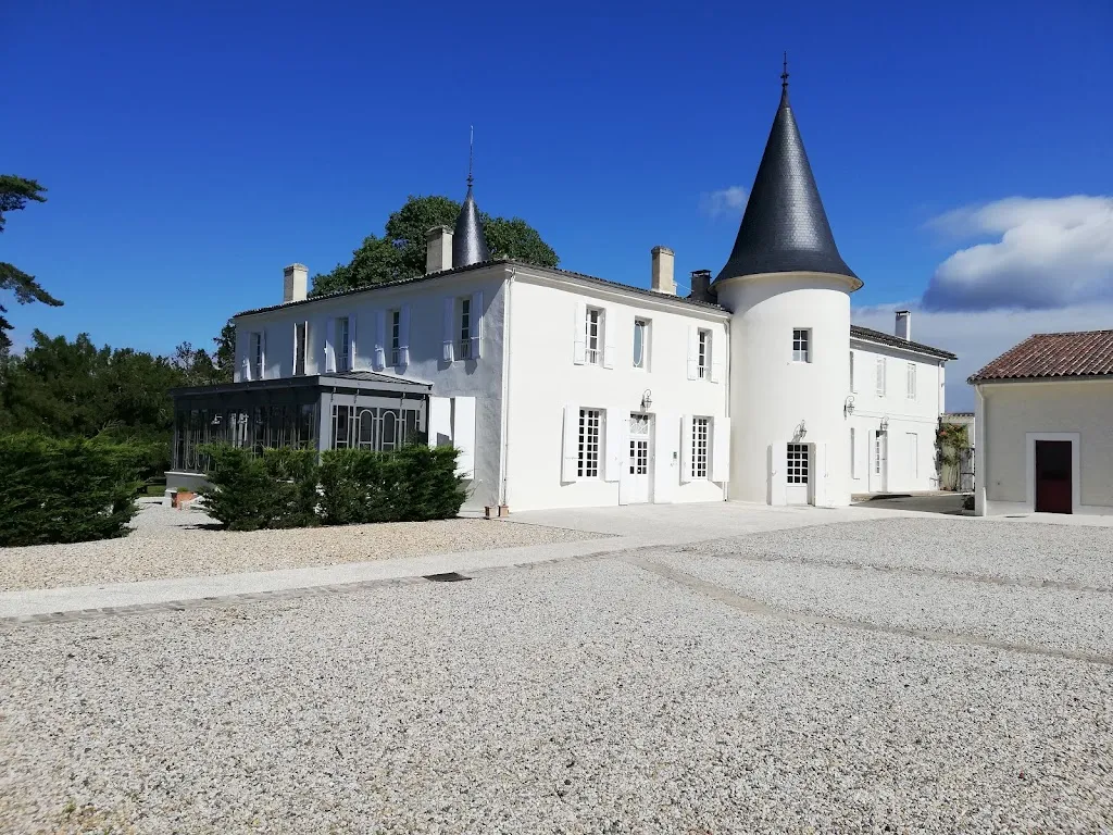Photo 2 - Château de Seguin